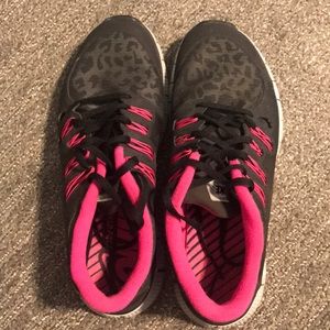 Nike Free 5.0 running tennis shoes